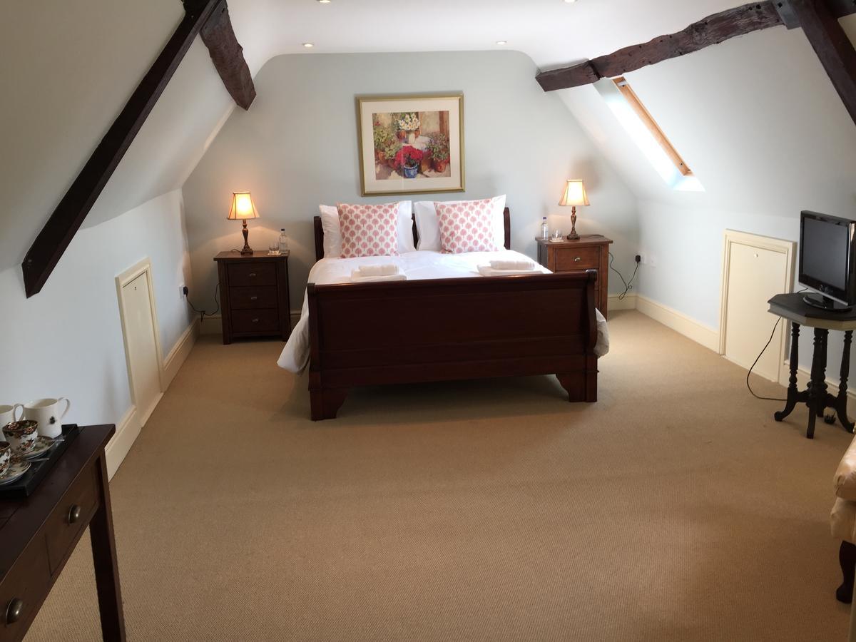 Castle Farm House B&B Корби Екстериор снимка